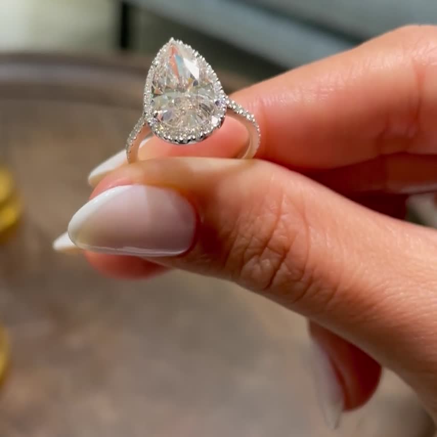 Pear shaped diamond hot sale 3 carat